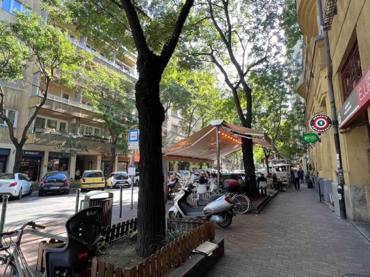 Apartamento Balzac By Westend Mall With Balcony, Ac Budapeste