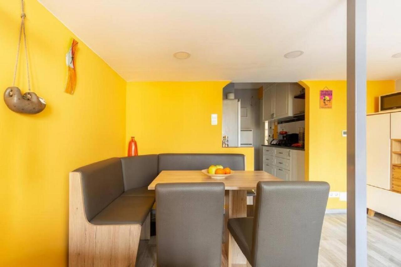 Balzac By Westend Mall With Balcony, Ac * Budapeste